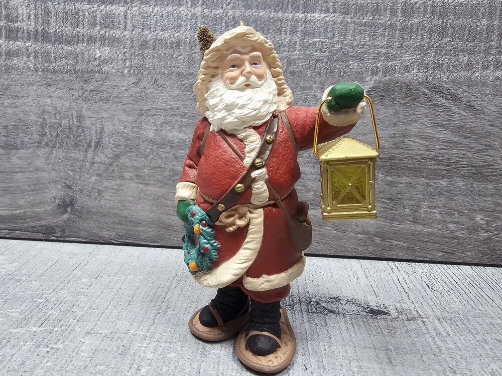 Hallmark Merry Olde Santa 5th in Series Collectors Christmas Ornament 1994 G16a1